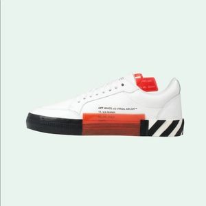 OFF-WHITE VULC LOW TOP SNEAKER